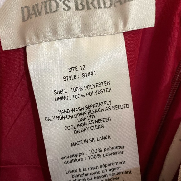 This beautiful dress has been worn once perfect dress for the summer weddings - Picture 4 of 4